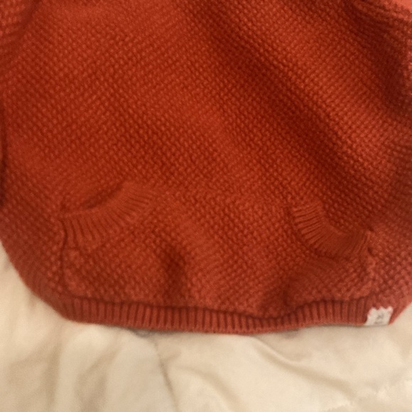 ❤️ME & HENRY 12/18 month cozy orange sweater - Picture 2 of 9